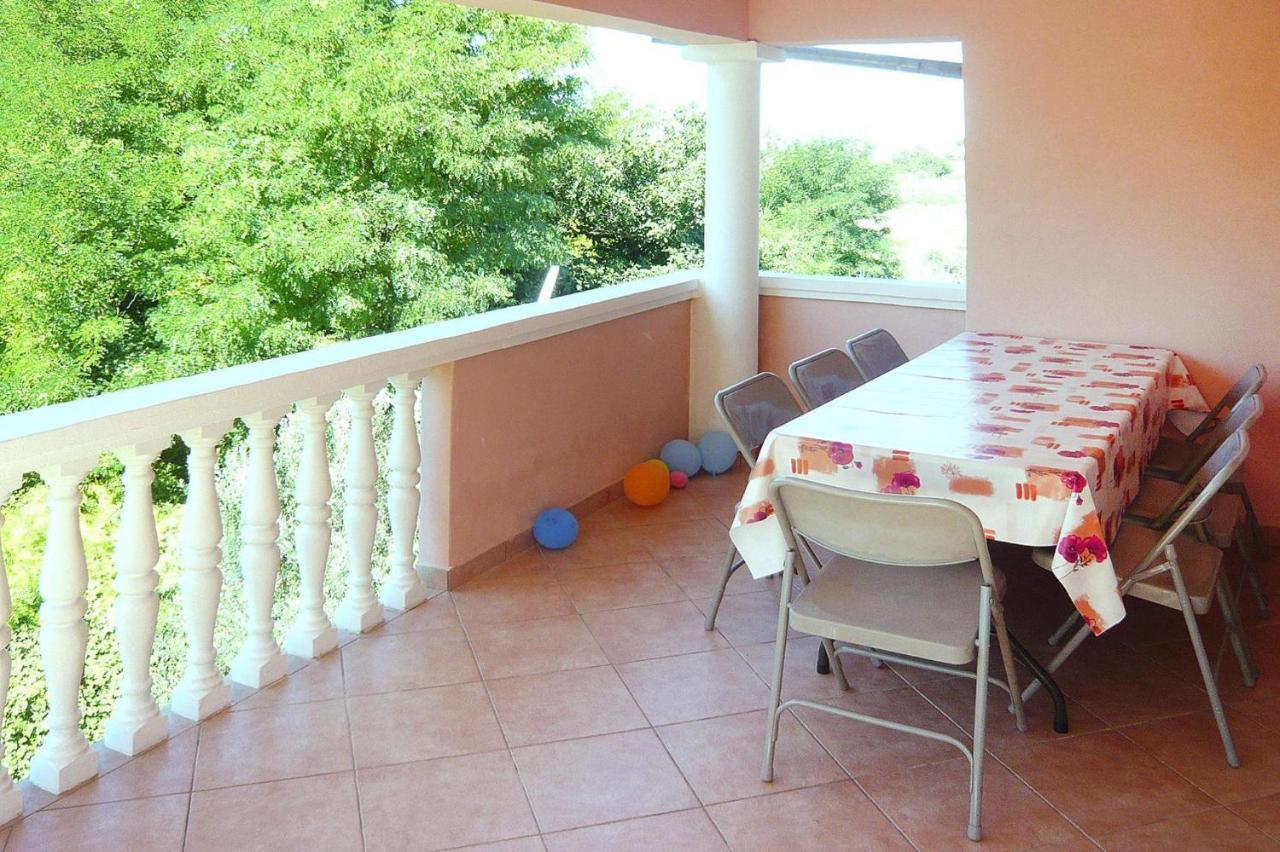 Apartments Ljilja In Privlaka, Near Sandy Beach Privlaka  Exteriér fotografie